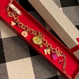 Ladies charm bracelet watch🔴2 for $20